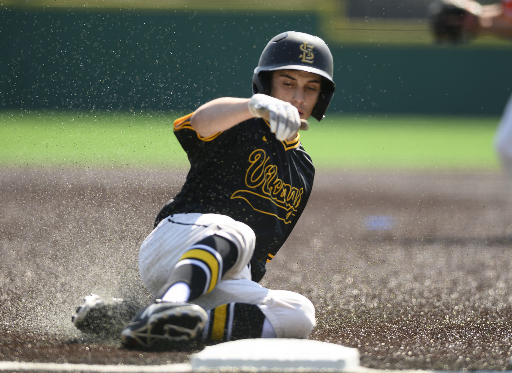 Waterloo vs. St. Laurence